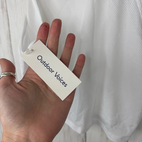 Outdoor Voices NWT White Sleeveless Crop Tank Top XS - Picture 3 of 6